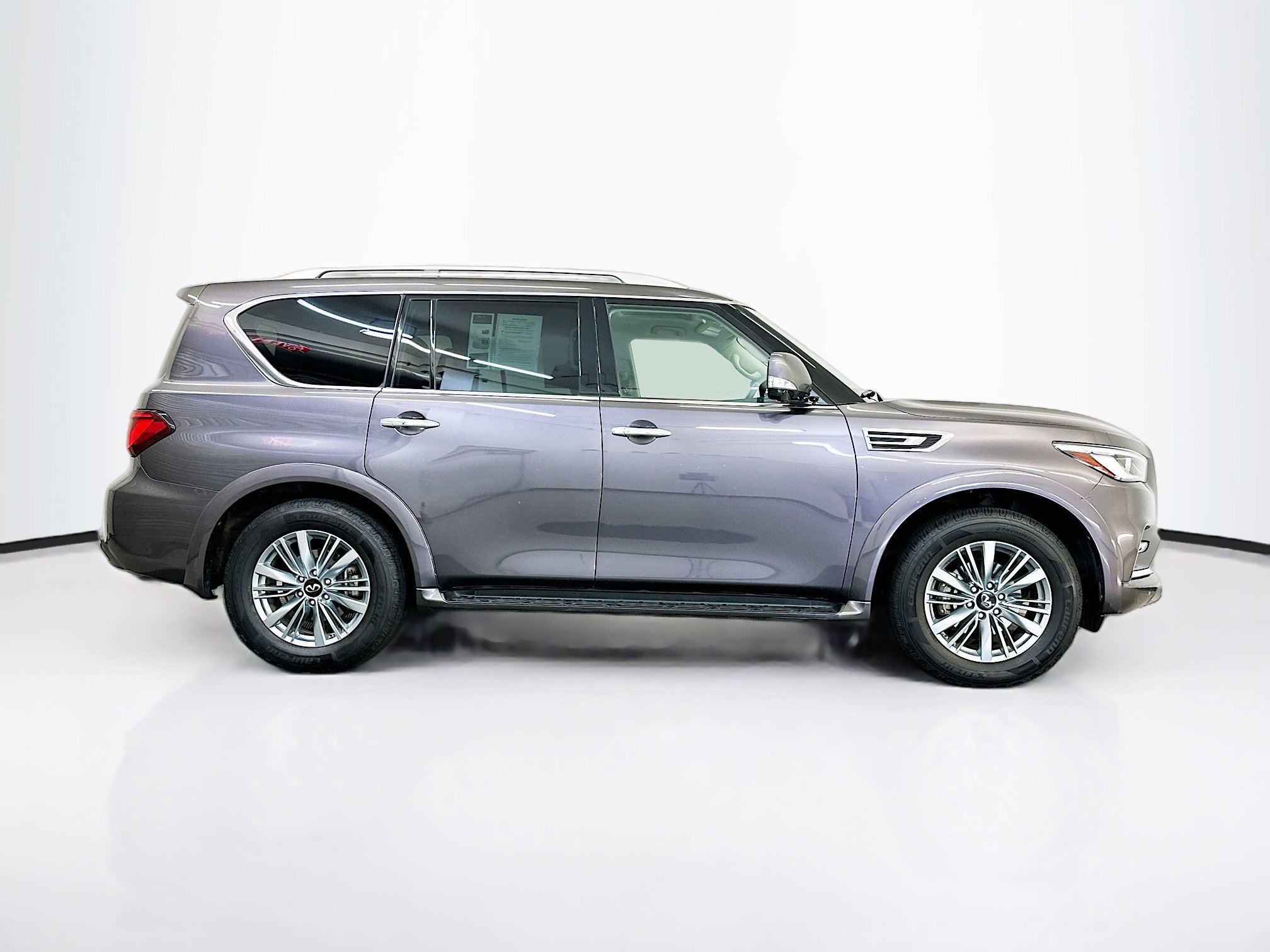 Used 2024 INFINITI QX80 Luxe image 10