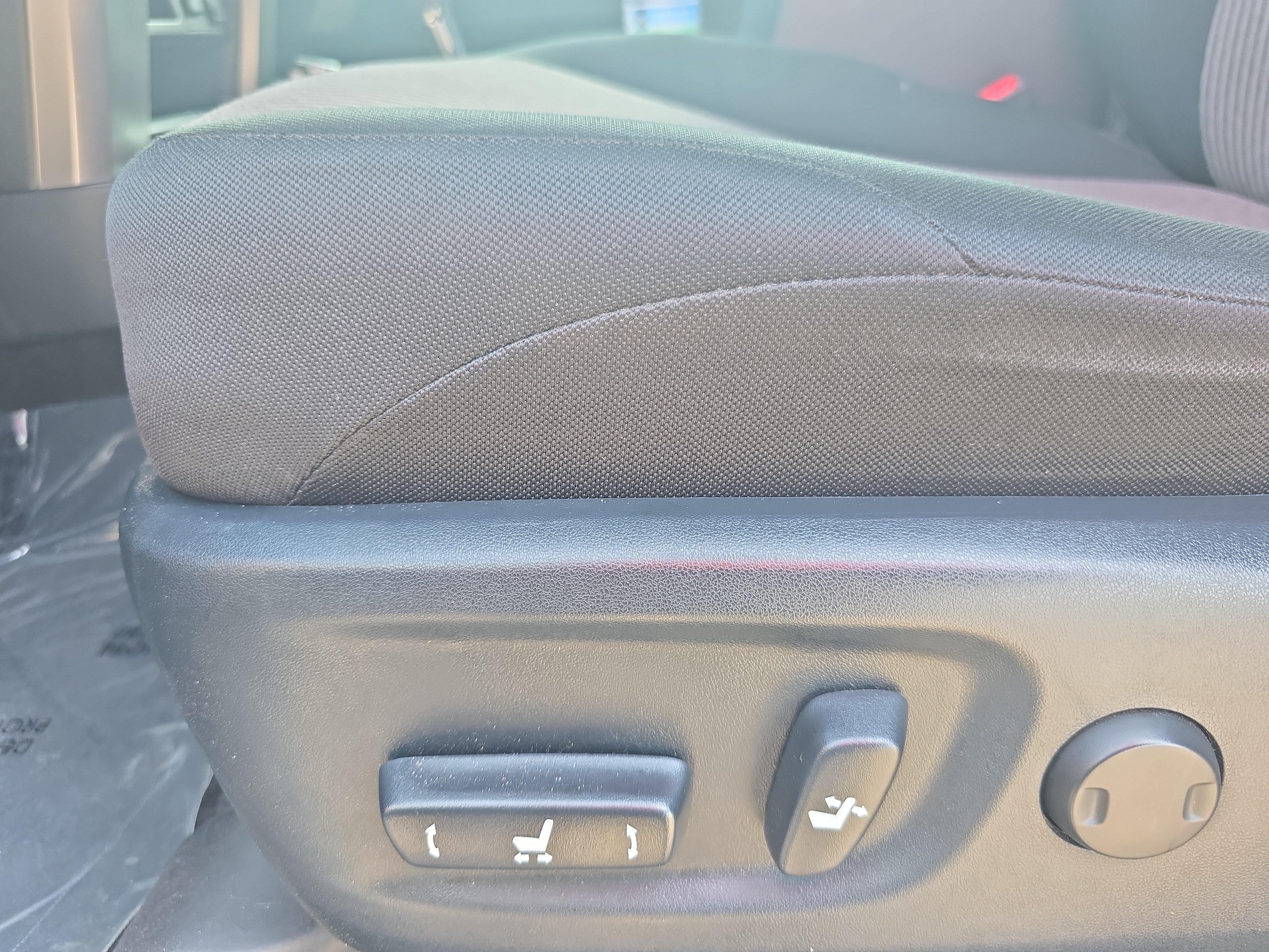 Used 2024 Toyota 4Runner SR5 AWD/4WD image 25
