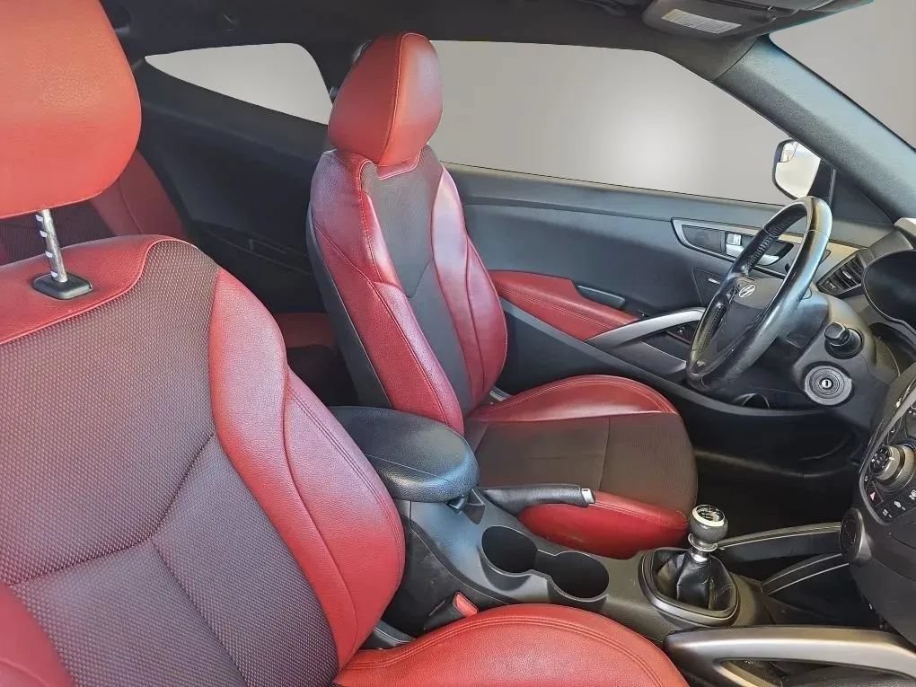 Used 2017 Hyundai Veloster Turbo R-Spec FWD image 10