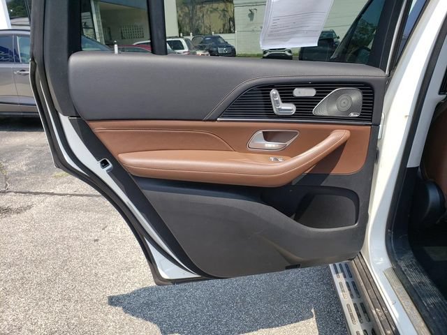 Used 2024 Mercedes-Benz GLS 450 4MATIC image 16