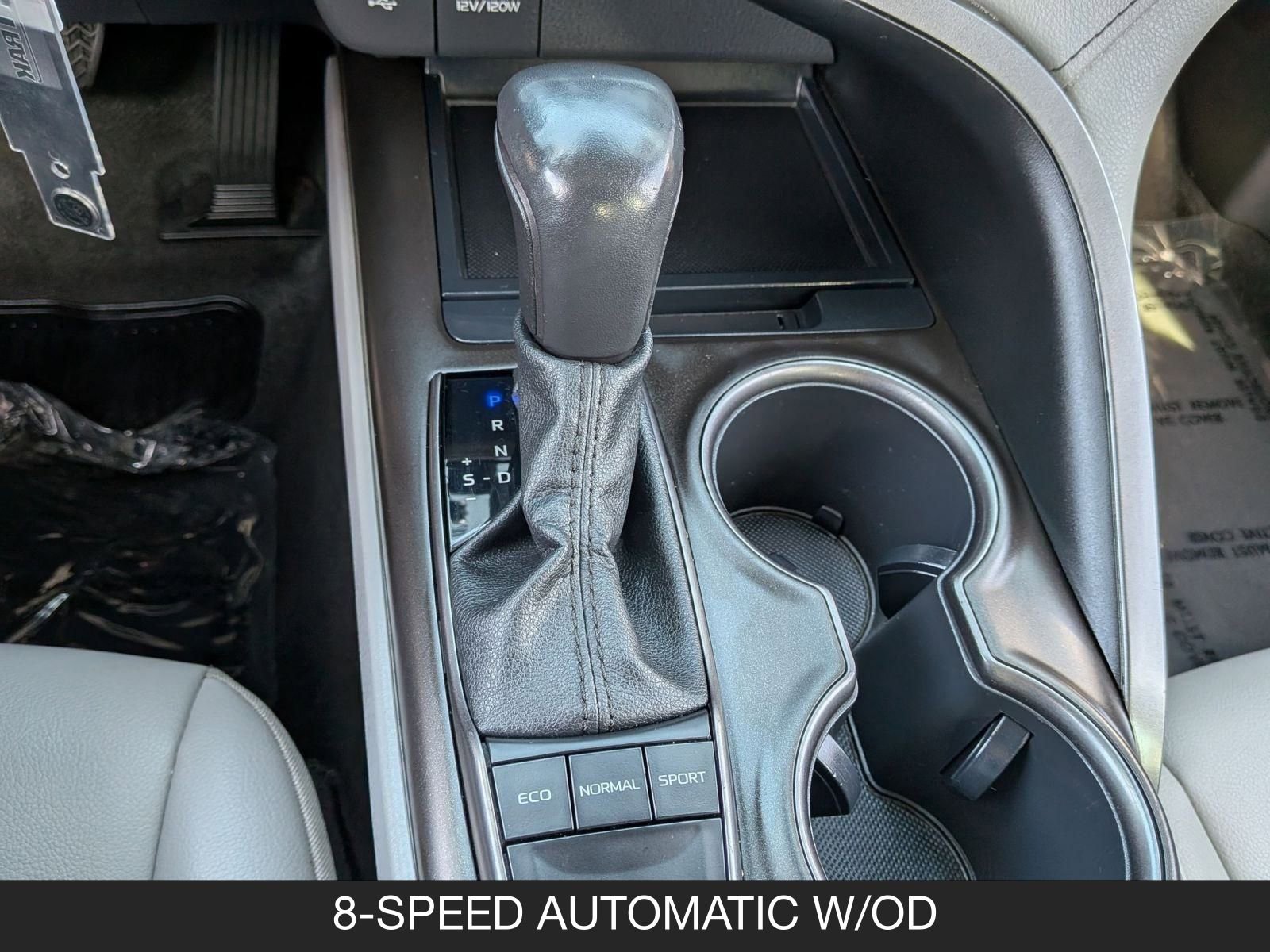 Used 2023 Toyota Camry SE image 17