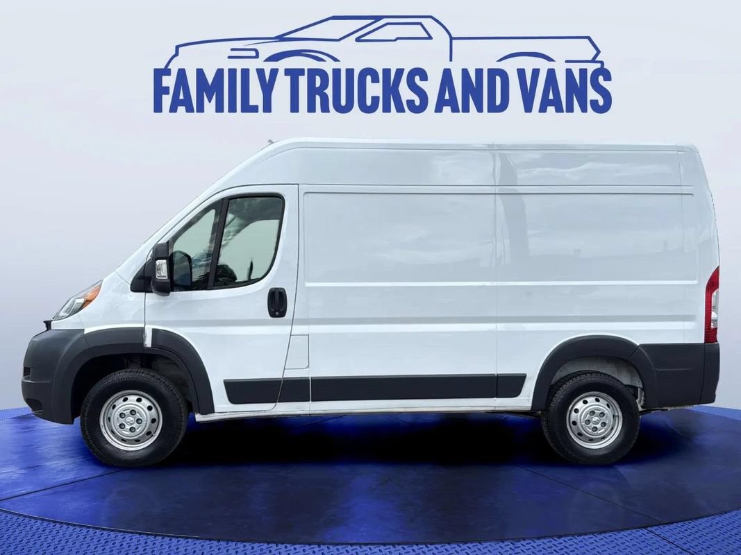 Used 2018 RAM ProMaster 2500 FWD image 2