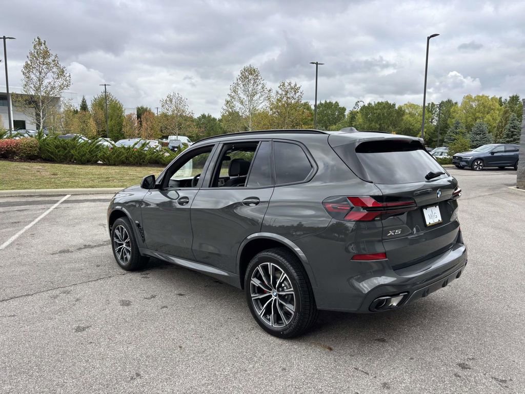 New 2026 BMW X5 xDrive40i w/ M Sport Package image 5