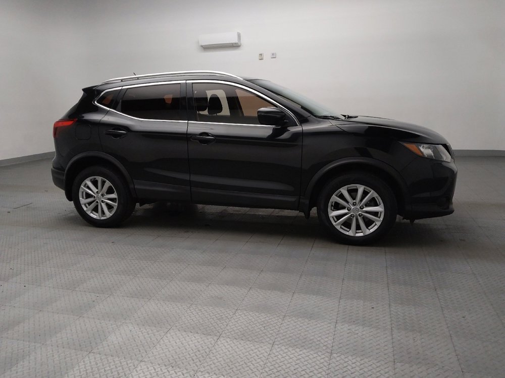 Used 2018 Nissan Rogue Sport SV image 11