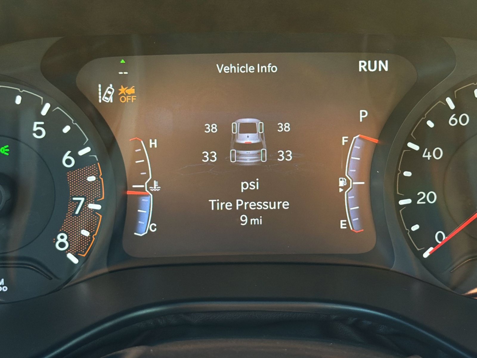 New 2026 Jeep Compass Latitude AWD/4WD image 17