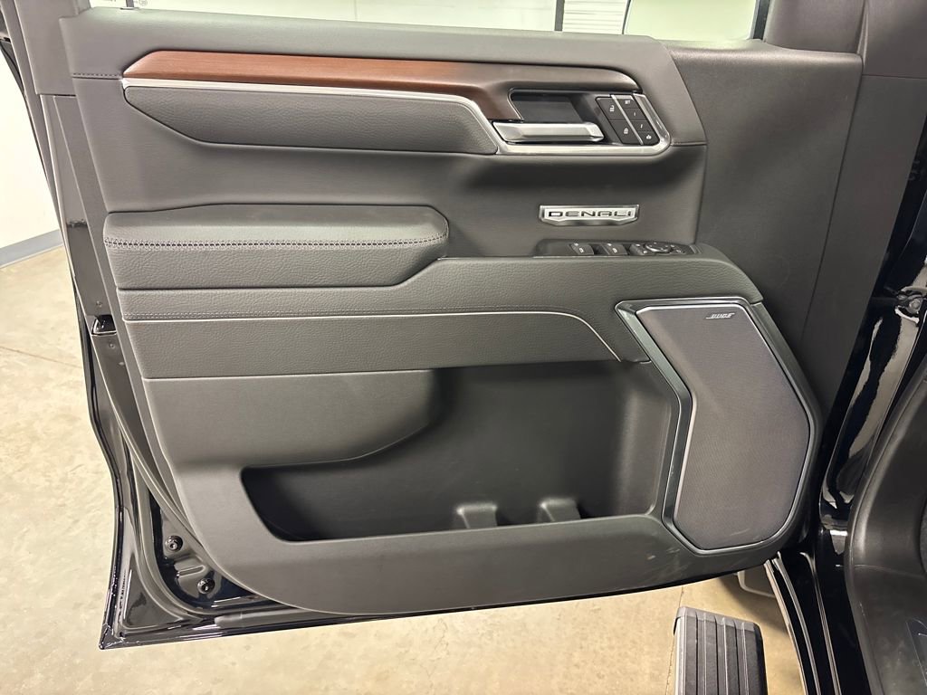 New 2026 GMC Sierra 1500 Denali w/ Denali Reserve Package image 22