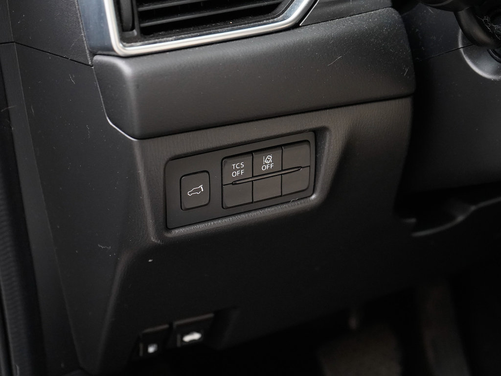 Used 2019 MAZDA CX-5 Touring image 15