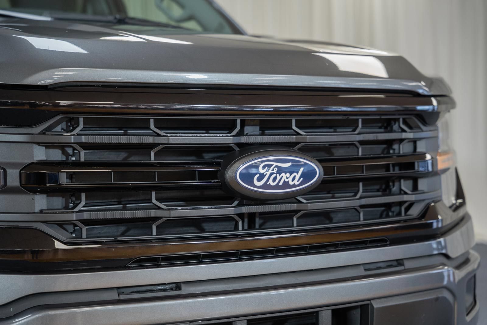 Used 2025 Ford F150 XLT w/ Equipment Group 301A Standard AWD/4WD image 8
