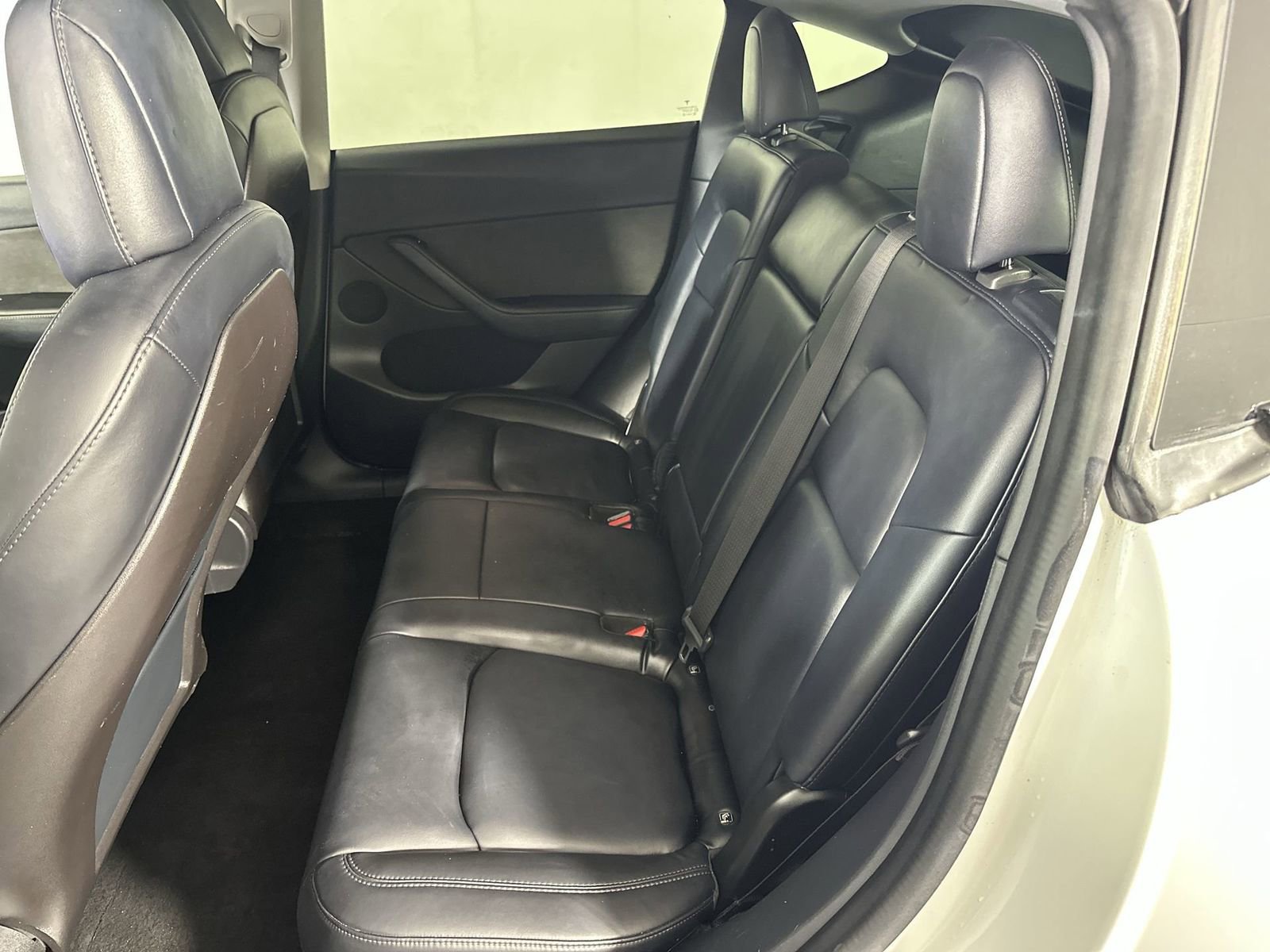 Used 2020 Tesla Model Y Long Range image 23