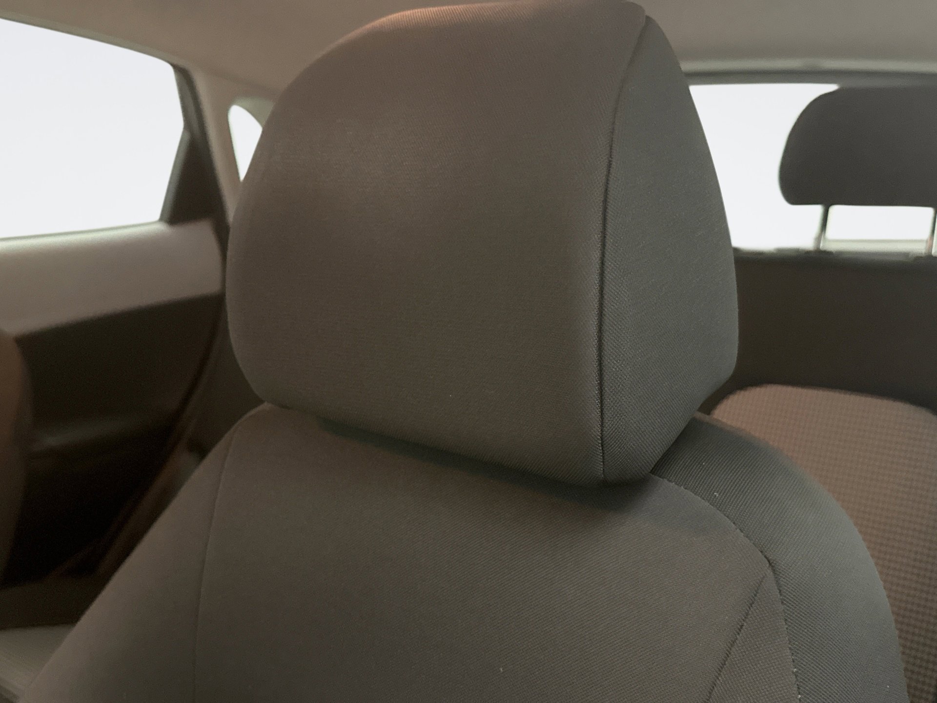 Used 2018 Hyundai Kona SEL FWD image 8