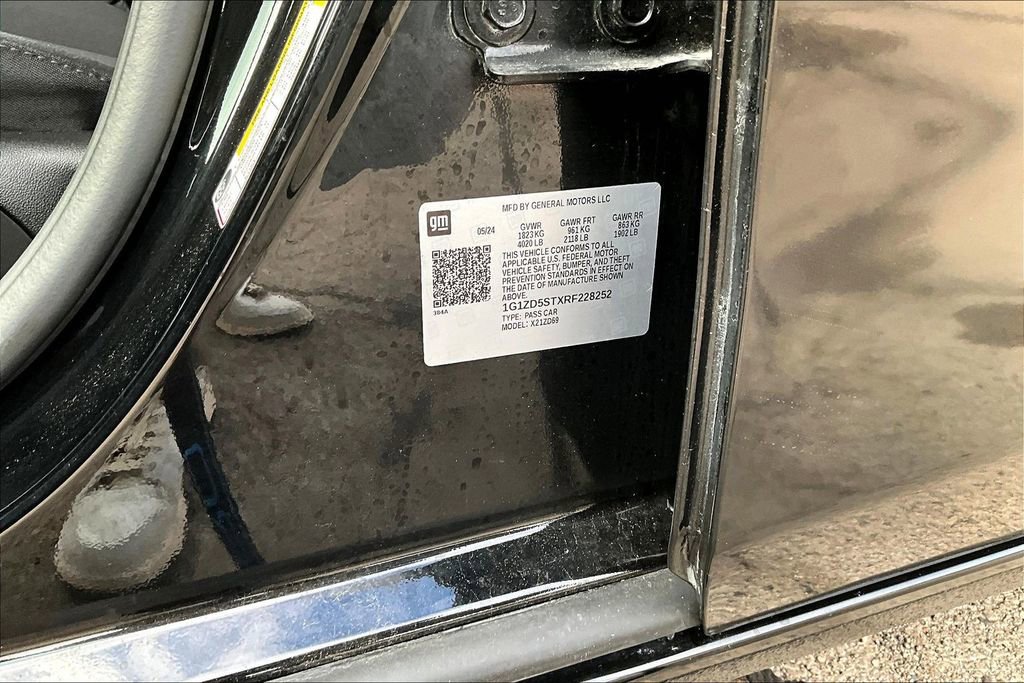 Used 2024 Chevrolet Malibu LT image 17