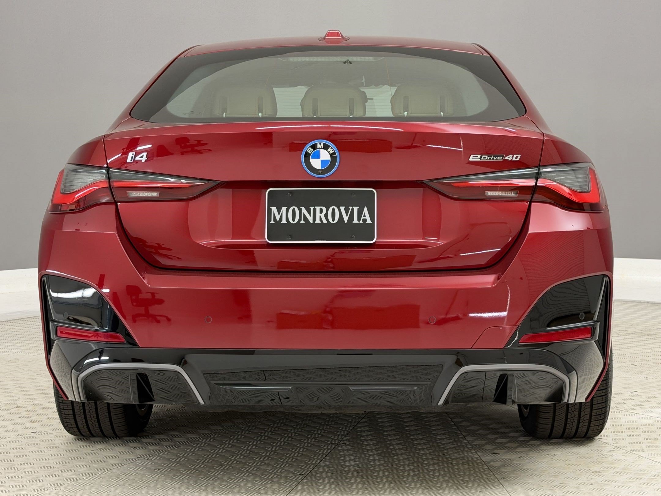 Certified 2025 BMW i4 eDrive40 w/ M Sport Package RWD image 10