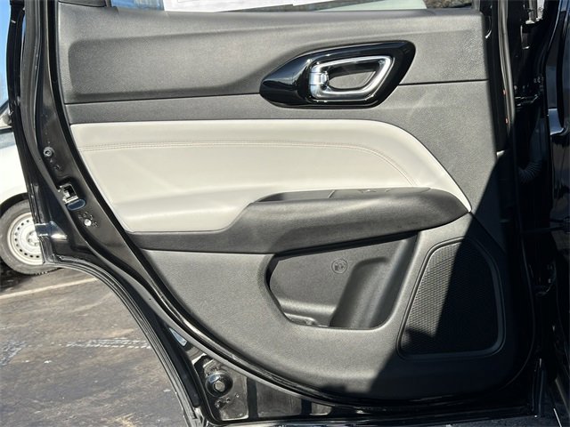 Certified 2022 Jeep Compass Limited image 34