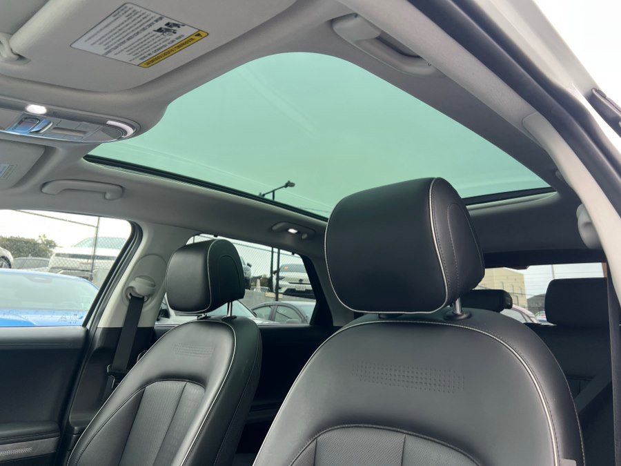 Used 2024 Hyundai Ioniq 5 Limited image 22