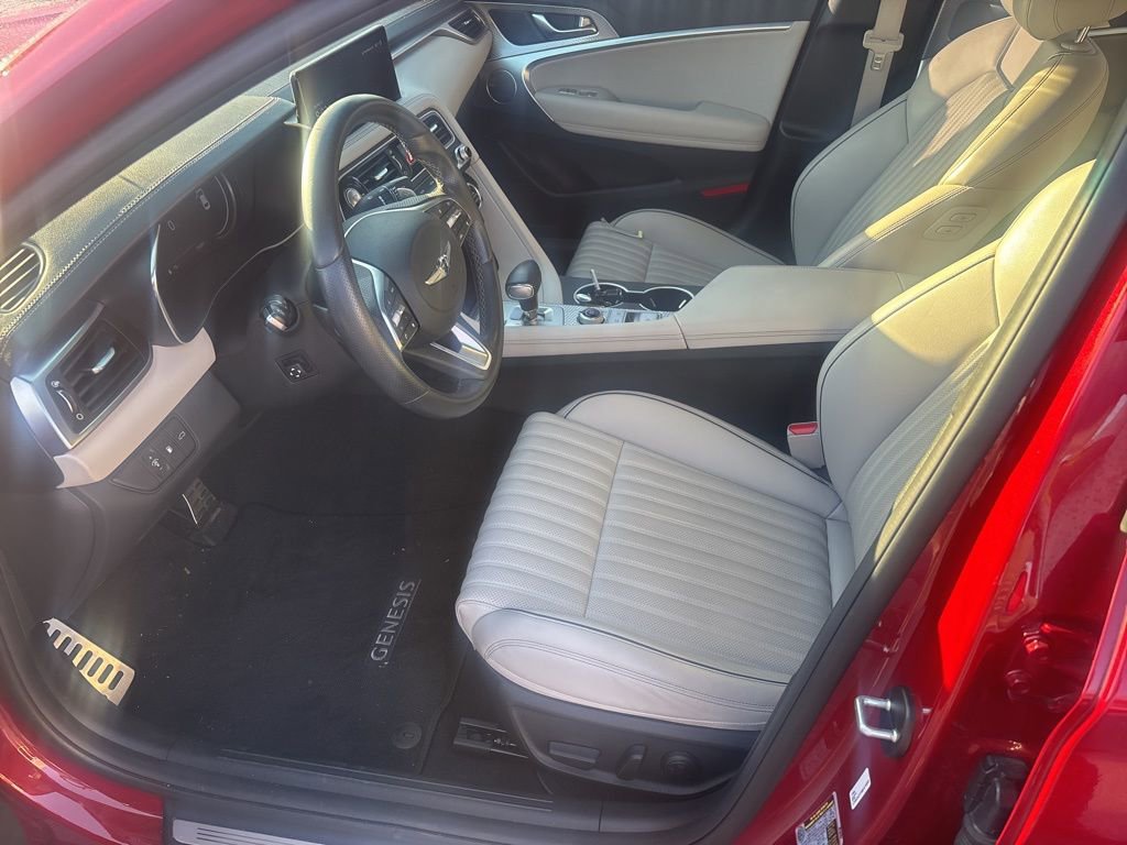 Used 2023 Genesis G70 2.0T w/ Sport Prestige Package image 5