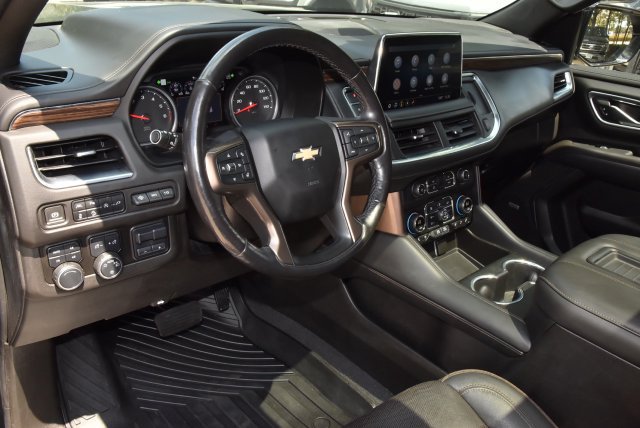 Used 2021 Chevrolet Tahoe High Country w/ Premium Package AWD/4WD image 32