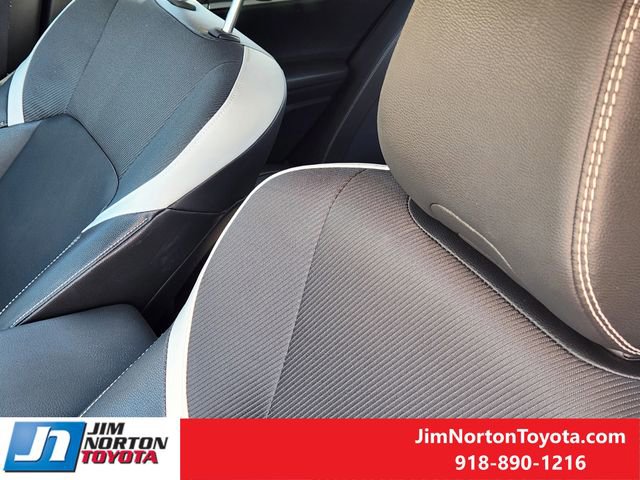 Used 2025 Toyota Camry SE image 16