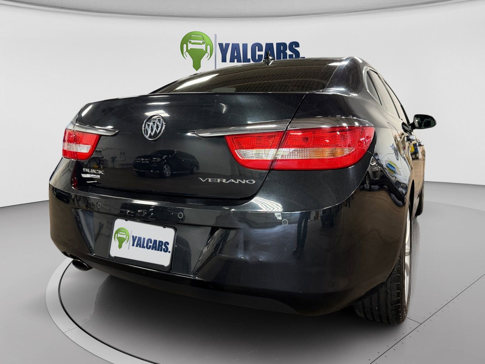 Used 2013 Buick Verano Leather FWD image 10