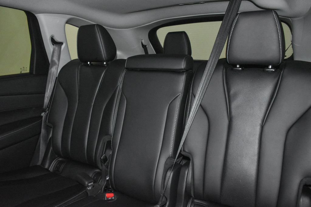 Used 2024 Acura MDX SH-AWD w/ Technology Package image 24