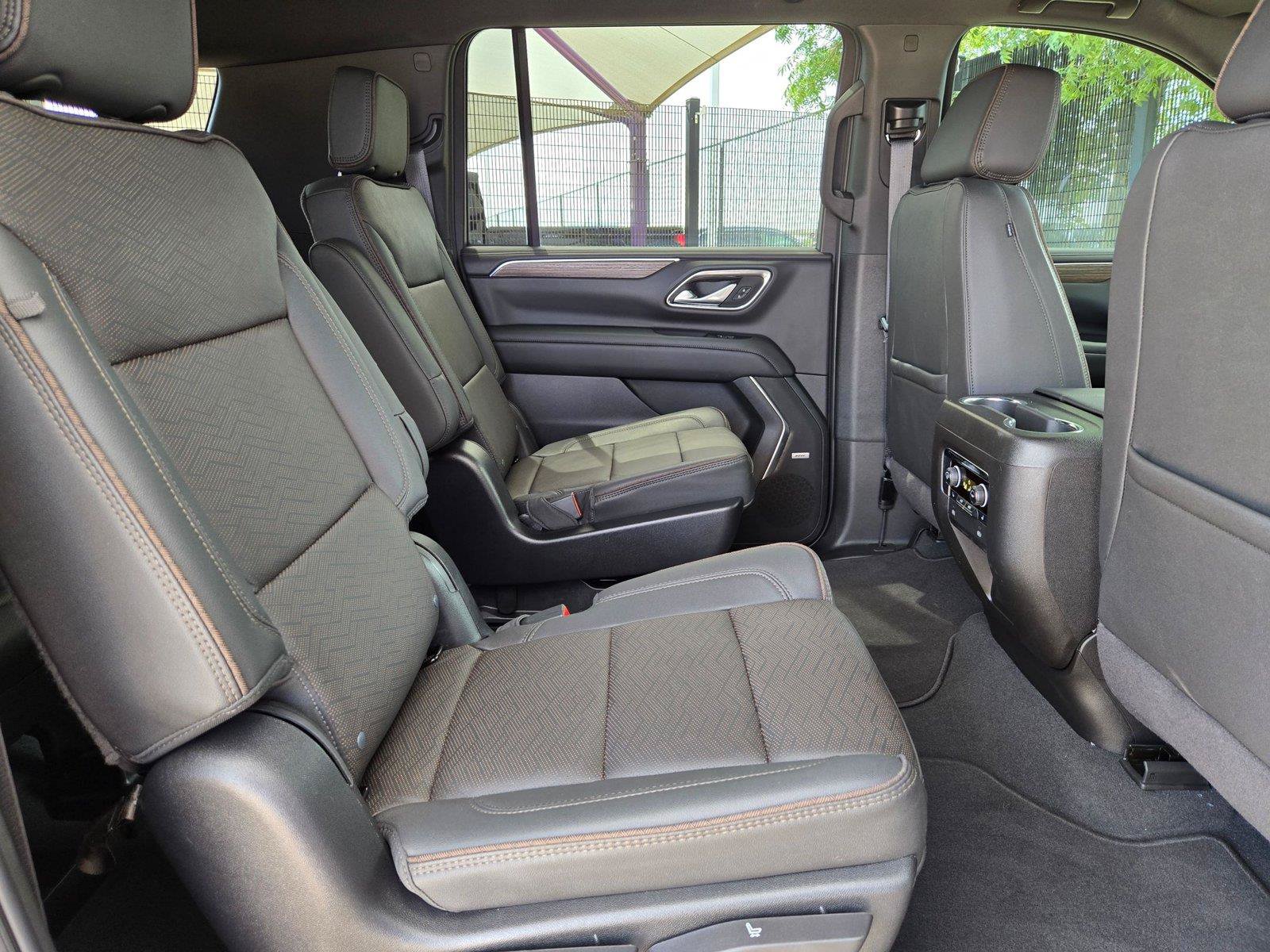 Used 2024 Chevrolet Suburban High Country w/ Max Trailering Package AWD/4WD image 31
