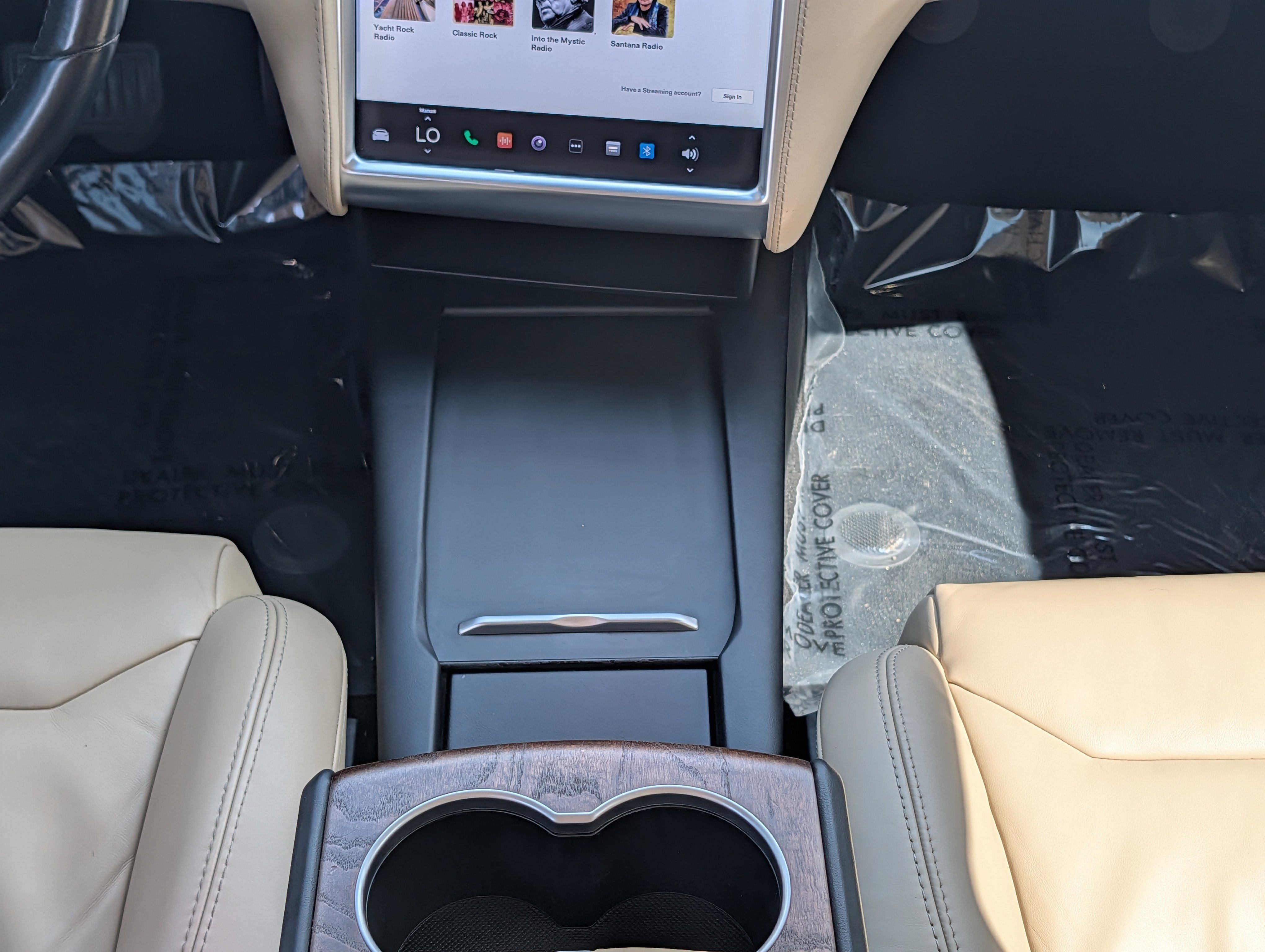 Used 2017 Tesla Model S 60 RWD image 19