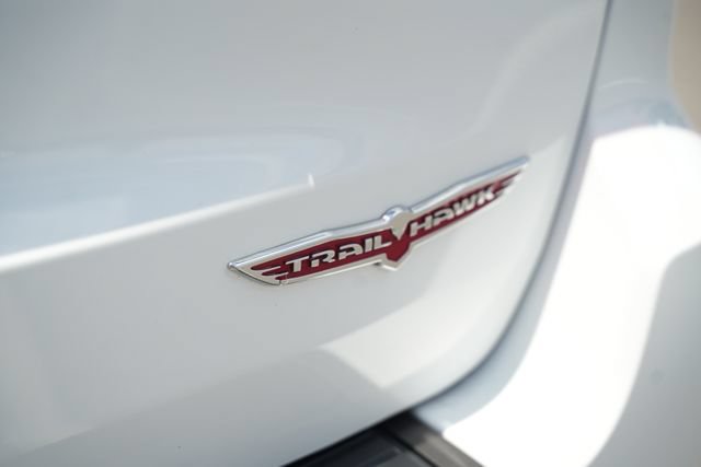 Used 2021 Jeep Grand Cherokee Trailhawk w/ Trailhawk Luxury Group AWD/4WD image 48