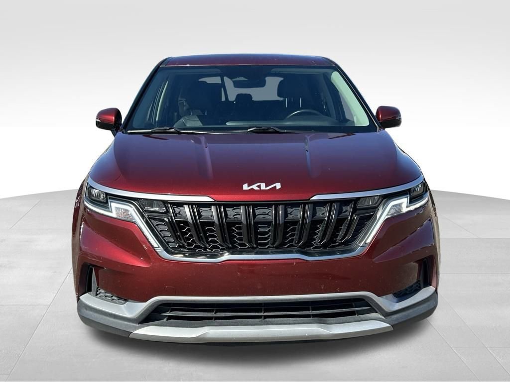 Used 2024 Kia Carnival LX image 6