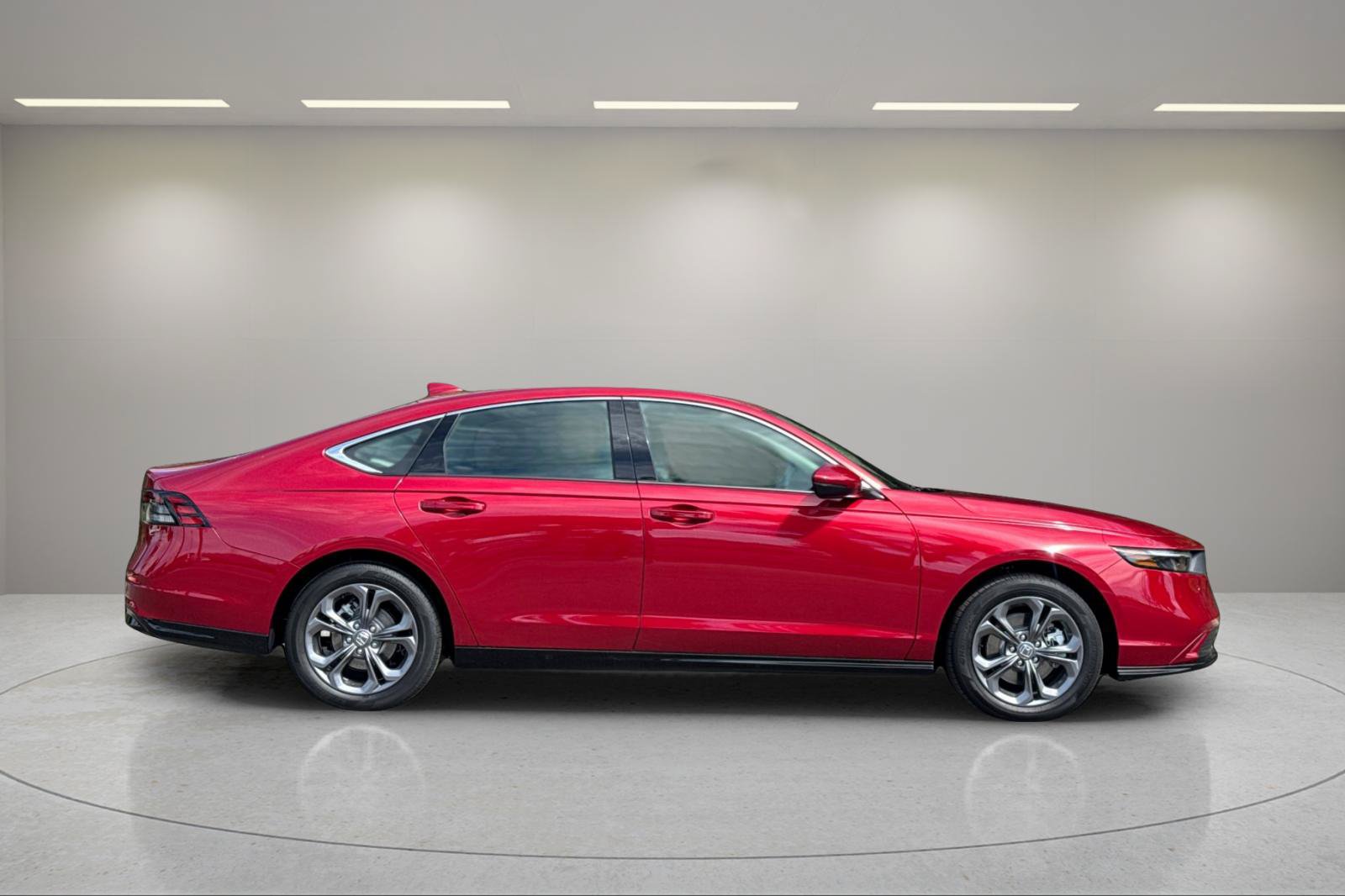 New 2026 Honda Accord EX-L image 2