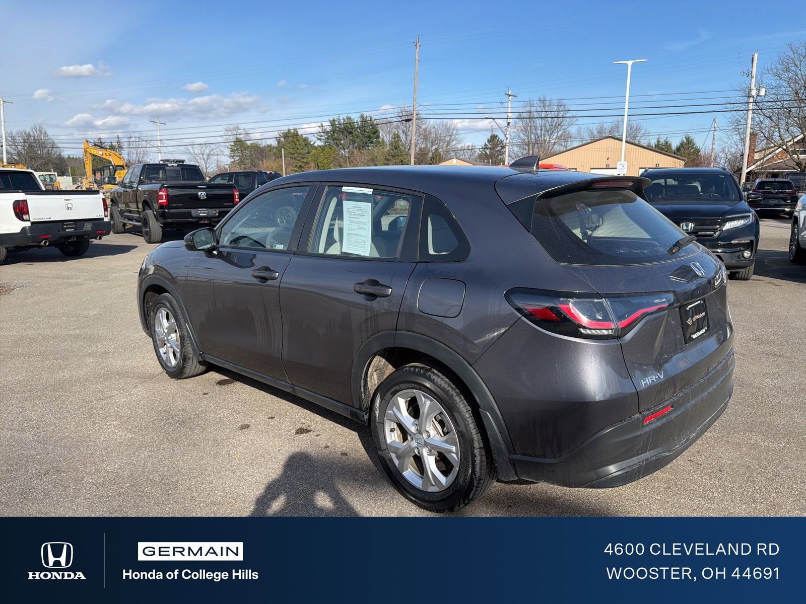 Used 2023 Honda HR-V LX image 9