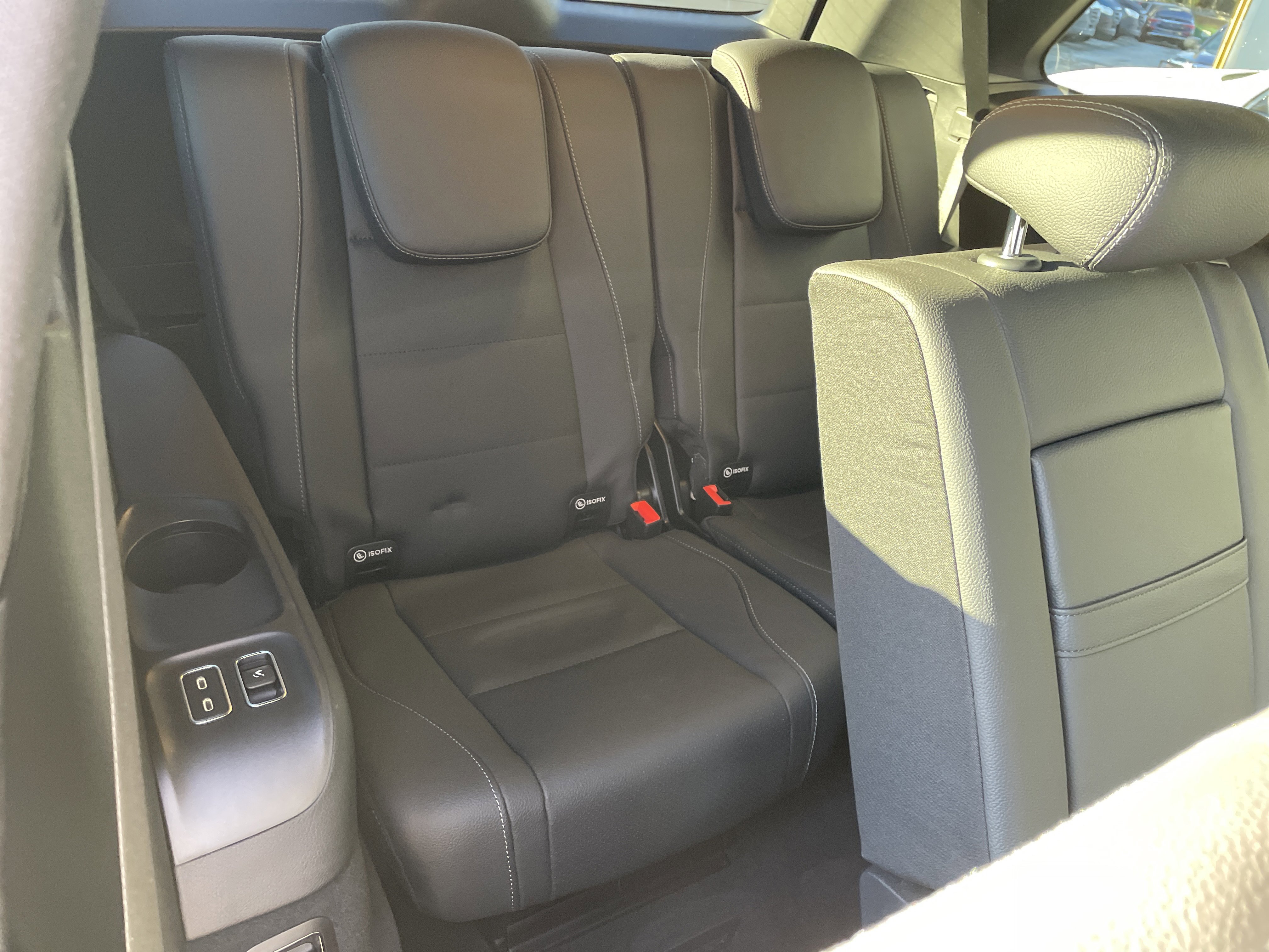 Certified 2025 Mercedes-Benz GLS 450 4MATIC image 48