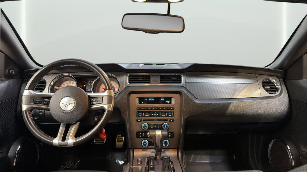 Used 2011 Ford Mustang GT Premium w/ Comfort Pkg image 14