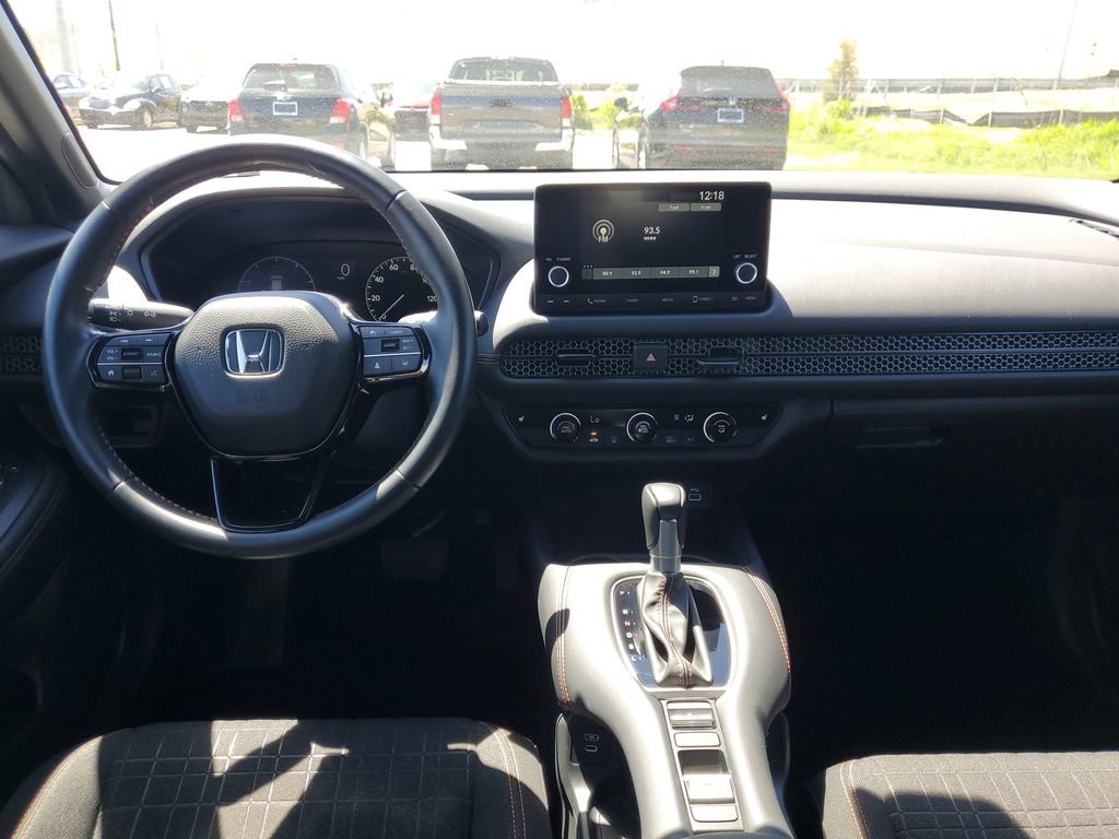 Used 2025 Honda HR-V Sport image 14