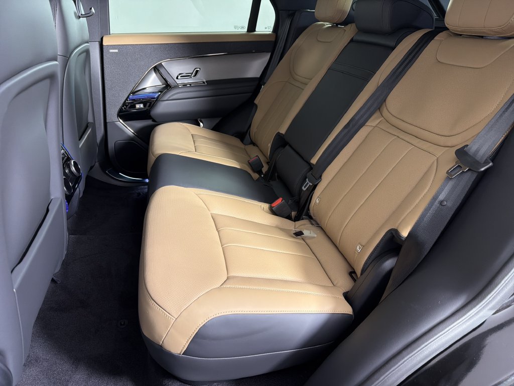 New 2027 Land Rover Range Rover Sport Dynamic SE AWD/4WD image 26
