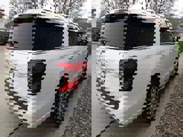 Used 2022 Ford Expedition Max Platinum image 7