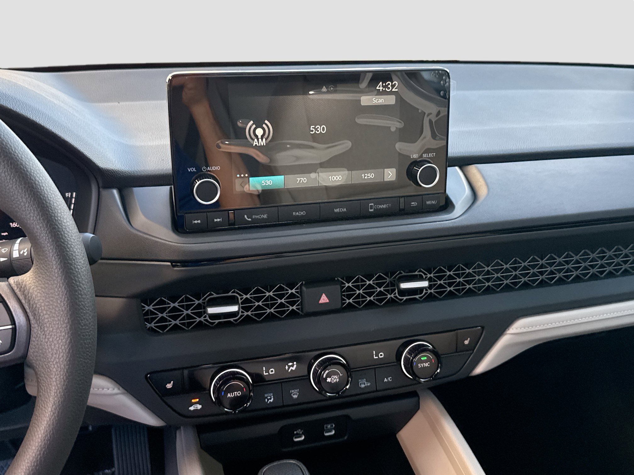 New 2025 Honda Accord SE image 10