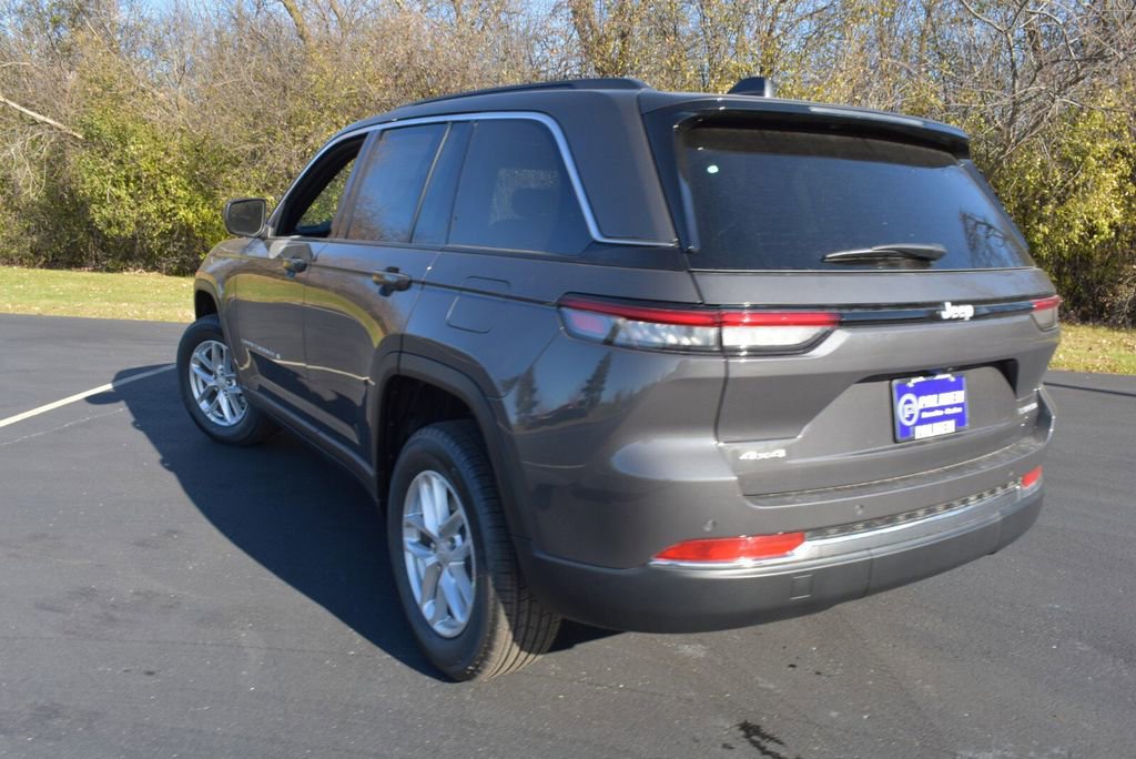 New 2025 Jeep Grand Cherokee Laredo X w/ Luxury Tech Group I image 7