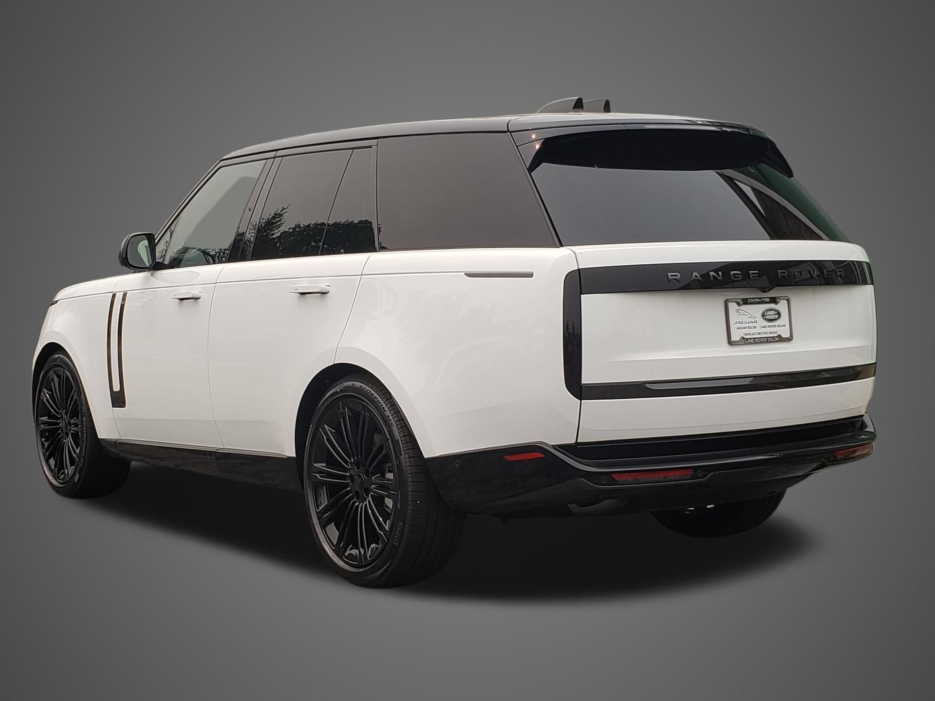 New 2026 Land Rover Range Rover SE AWD/4WD image 8