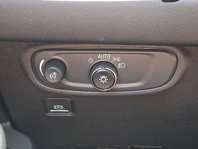 Used 2024 GMC Terrain SLE AWD/4WD image 26