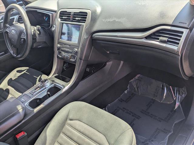 Used 2019 Ford Fusion SE FWD image 20