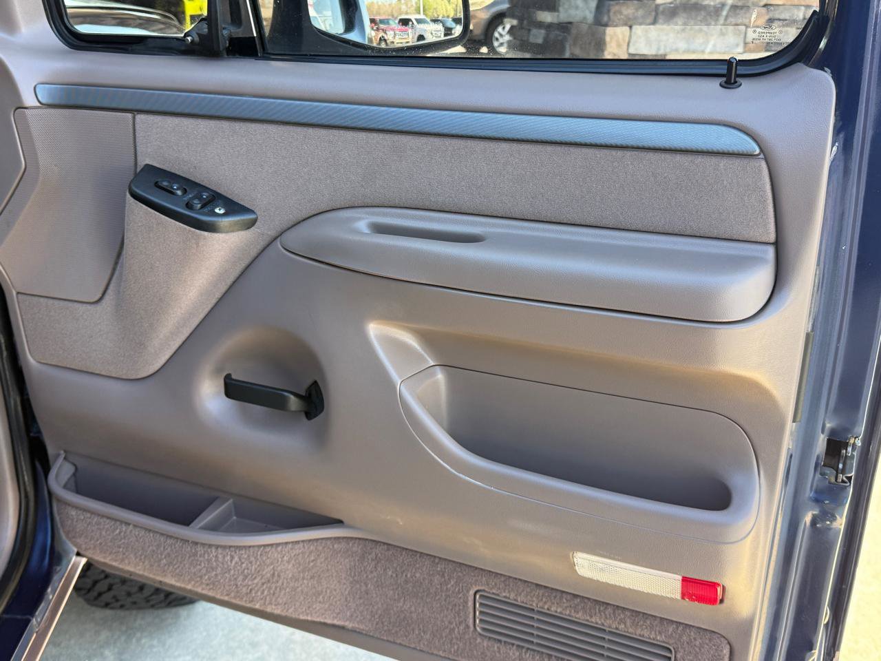 Used 1995 Ford Bronco Eddie Bauer image 14