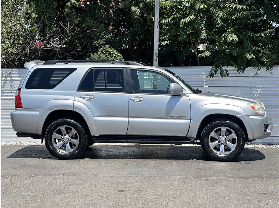 Used 2006 Toyota 4Runner Limited AWD/4WD image 9