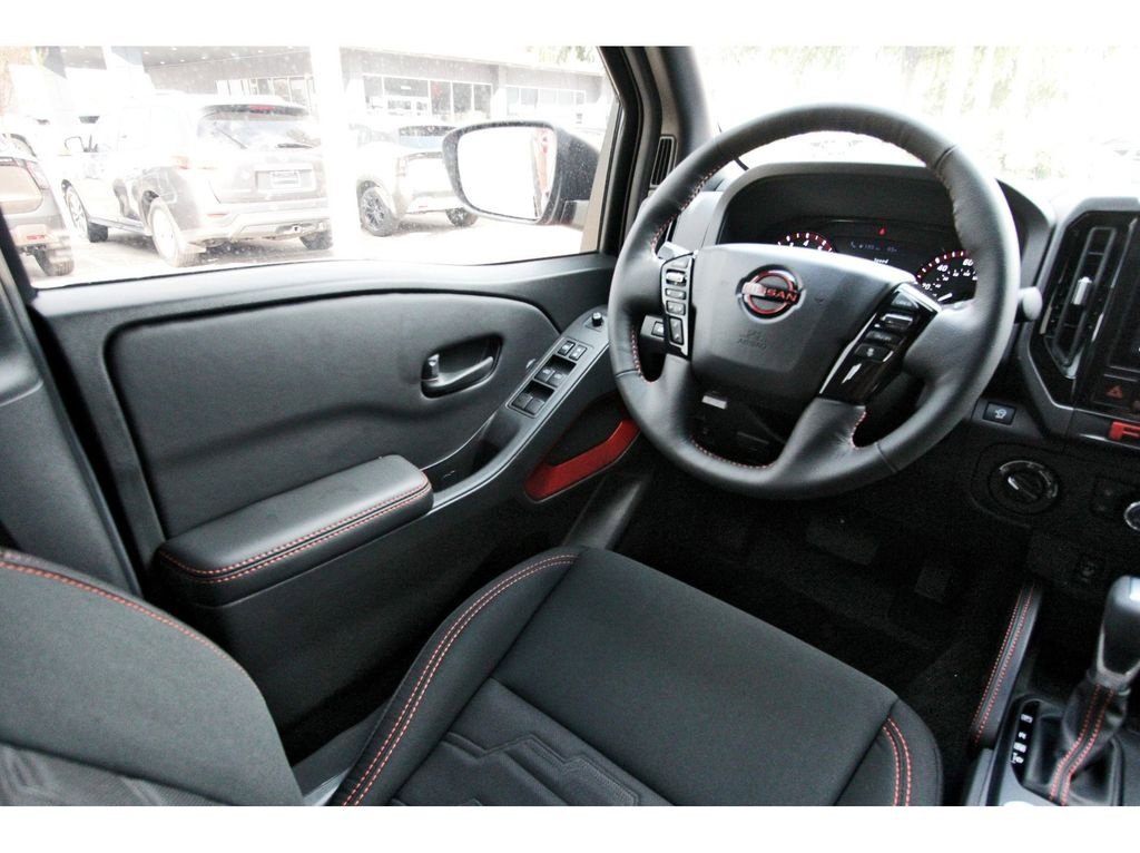 New 2026 Nissan Frontier PRO-4X w/ Pro-4x Convenience Package image 6