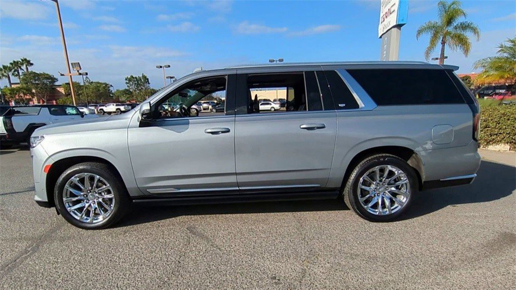 Certified 2023 Cadillac Escalade ESV Premium Luxury Platinum w/ LPO, Radiant Package image 5
