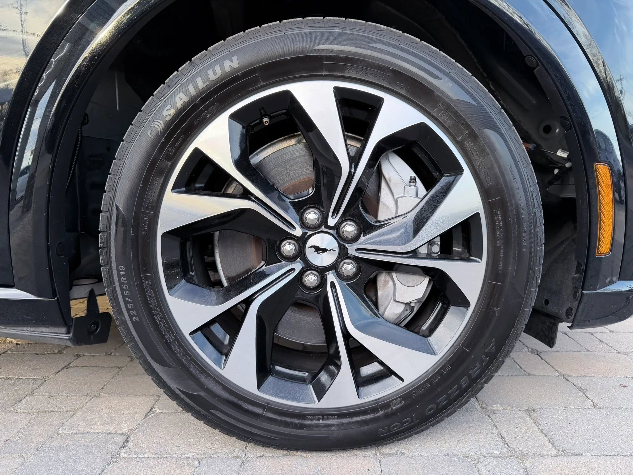 Used 2021 Ford Mustang Mach-E Premium image 57