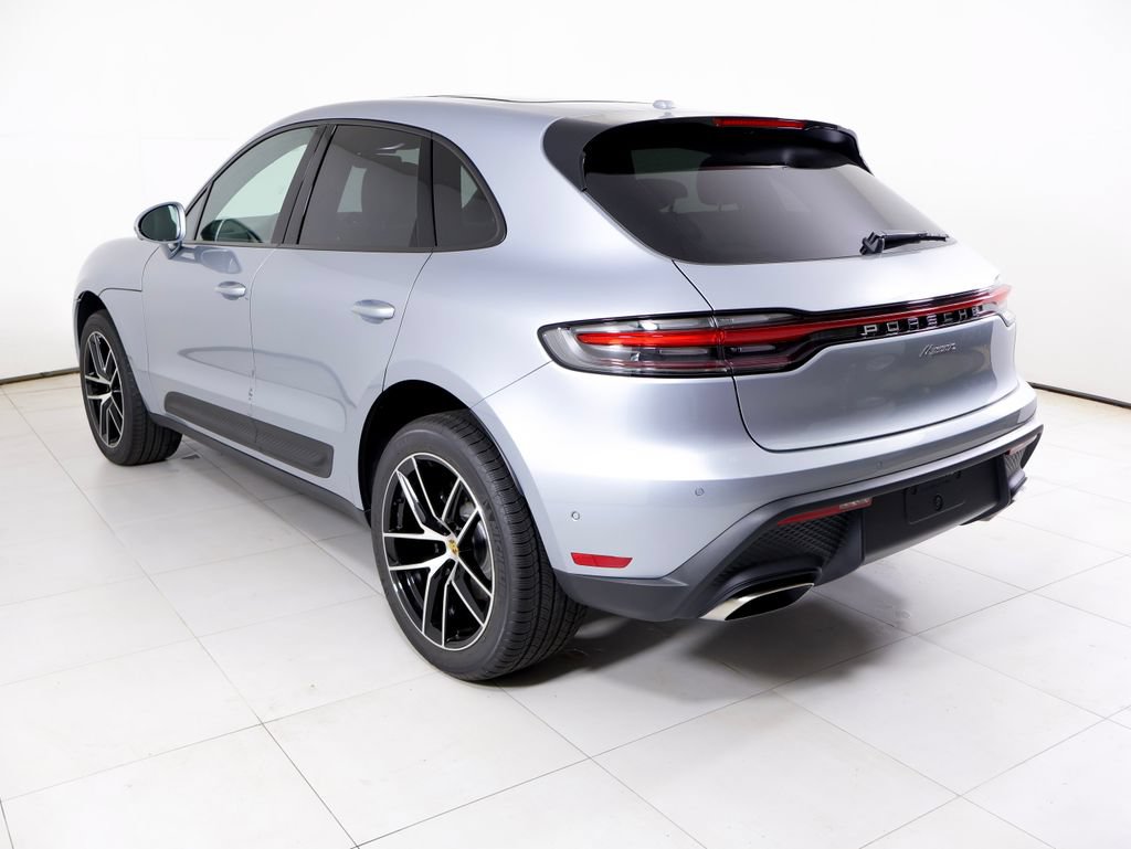 New 2026 Porsche Macan AWD/4WD image 3
