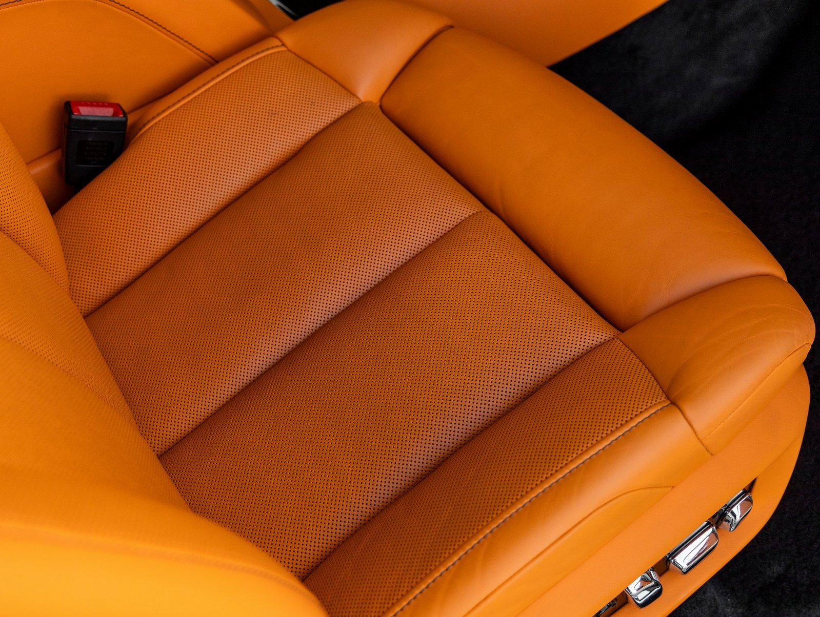 Used 2022 Rolls-Royce Phantom Extended Wheelbase image 56