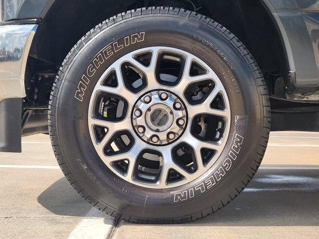 Used 2021 Ford F250 Lariat w/ Lariat Value Package AWD/4WD image 10