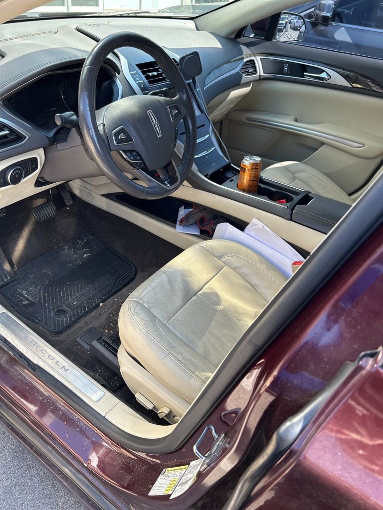 Used 2013 Lincoln MKZ image 5