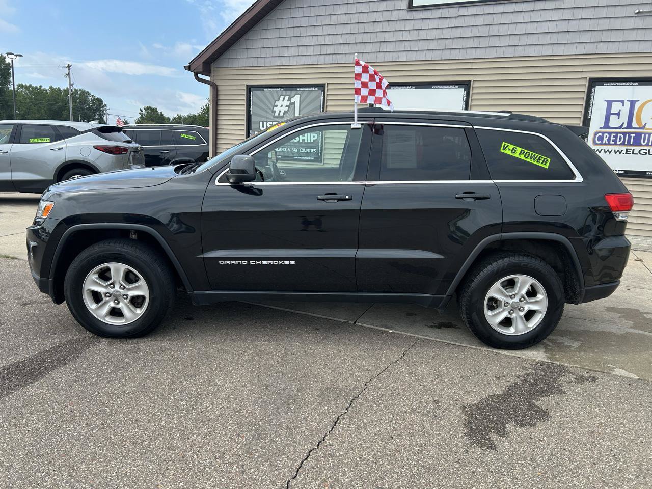 Used 2016 Jeep Grand Cherokee Laredo w/ Quick Order Package 23E AWD/4WD image 8