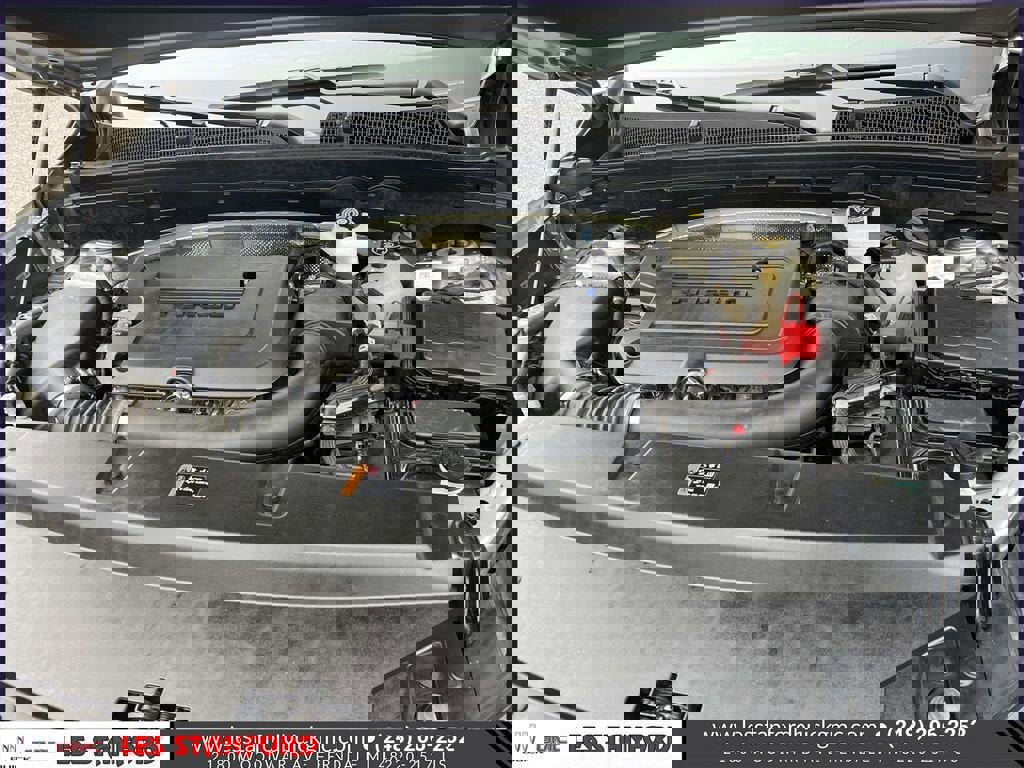 Certified 2023 Buick Envision Essence w/ Sport Touring Package image 12